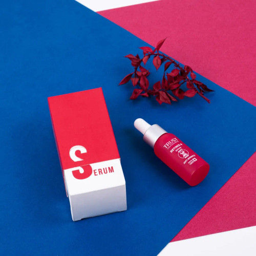 سرم جوانساز رتینول تراست ۲۰ میل — ضدچروک و بازسازیکننده پوست