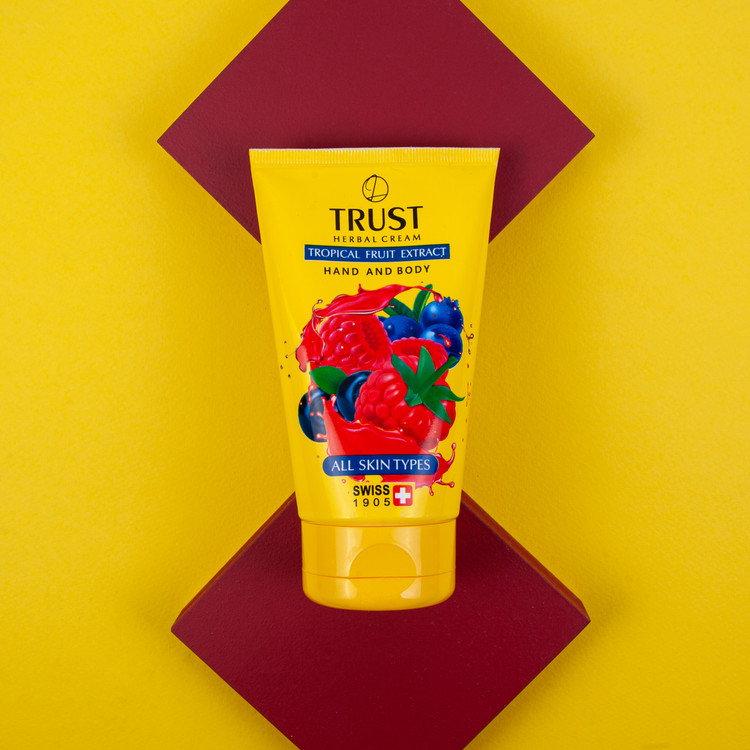 کرم دست و بدن میوههای استوایی تراست ۱۵۰ میل — مرطوبکننده و تغذیهکننده پوست